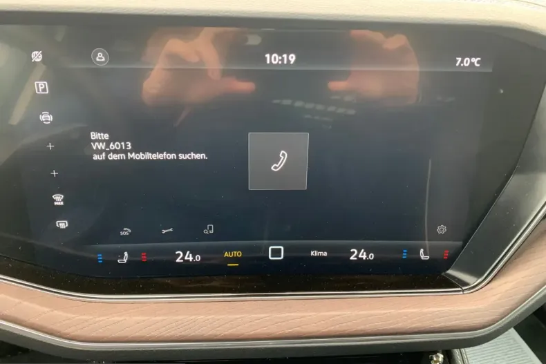 Volkswagen Touareg din 2024 cu 4.644 km - oferta VOL210896 - foto 46