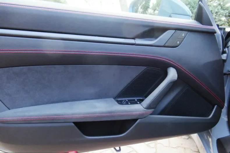 Porsche 911 din 2024 cu 8.241 km - oferta POR210898 - foto 12