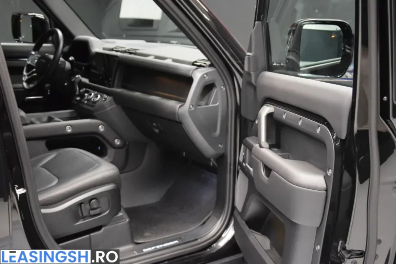 Land Rover Defender din 2024 cu 19.900 km - oferta LAN210900 - foto 20