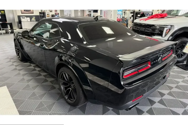 Dodge Challenger din 2023 cu 5.220 km - oferta DOD210905 - foto 5