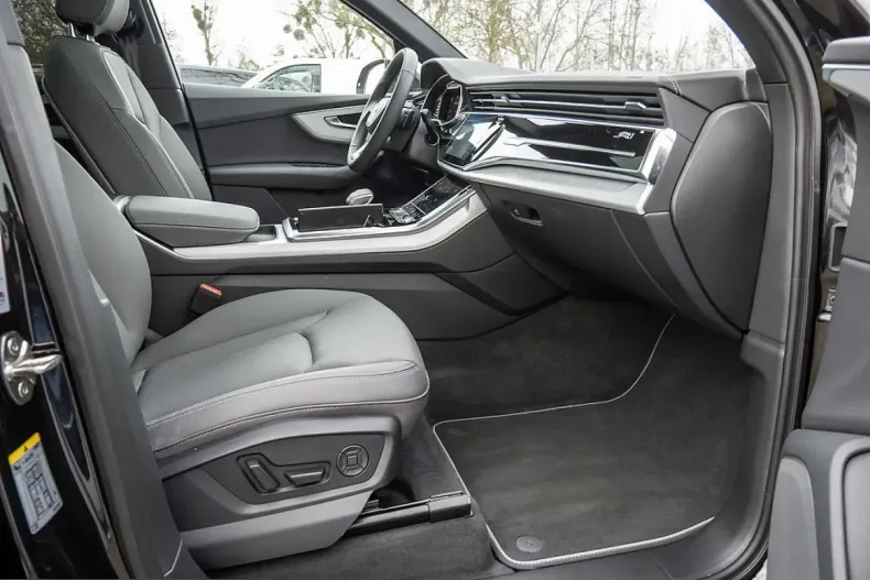 Audi Q7 din 2025 cu 12.593 km - oferta AUD210906 - foto 4