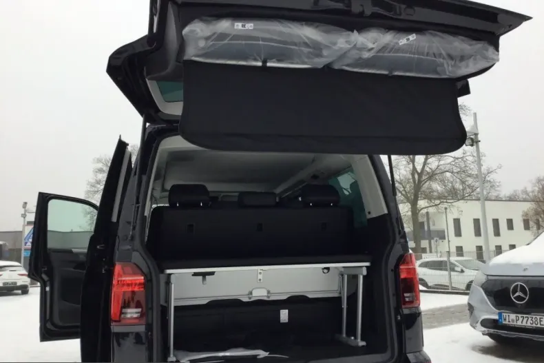 Volkswagen T6 California din 2024 cu 17.500 km - oferta VOL210915 - foto 6