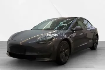 Tesla Model 3 din 2022 - oferta TES210917