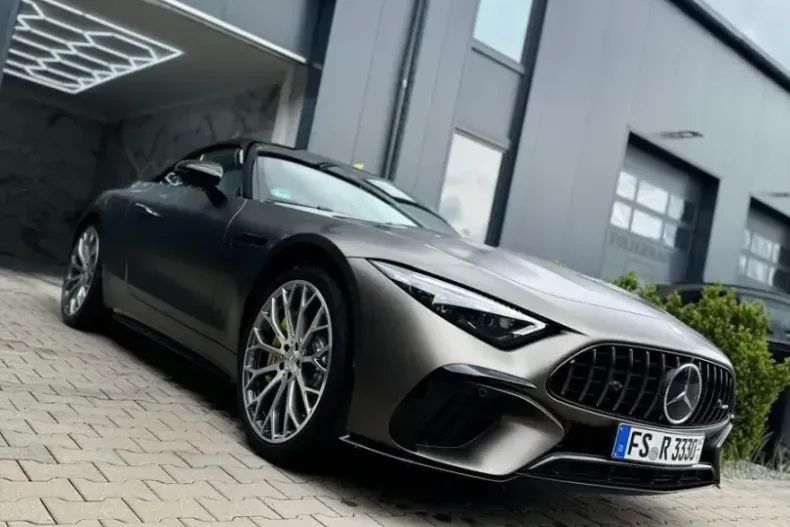 Mercedes-Benz SLR din 2023 cu 3.321 km - oferta MER210927 - foto 2