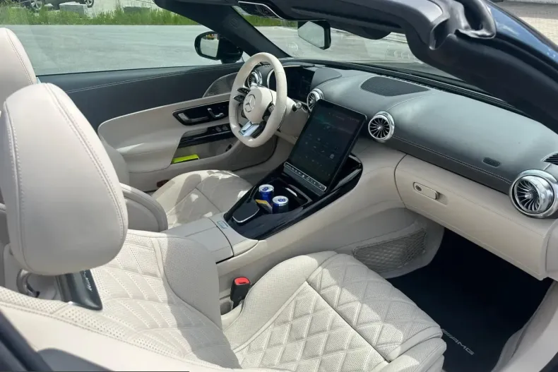 Mercedes-Benz SLR din 2023 cu 3.321 km - oferta MER210927 - foto 14
