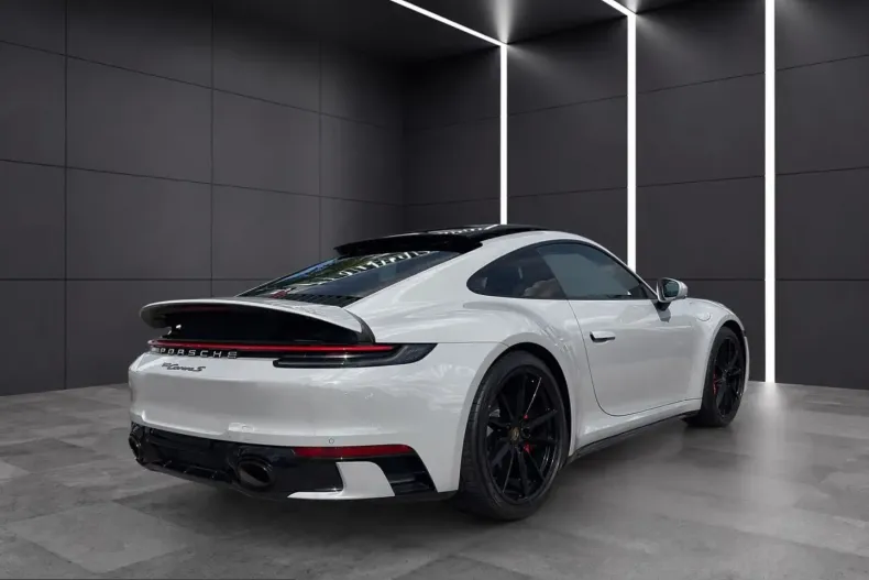 Porsche 992 din 2023 cu 49.500 km - oferta POR210928 - foto 5