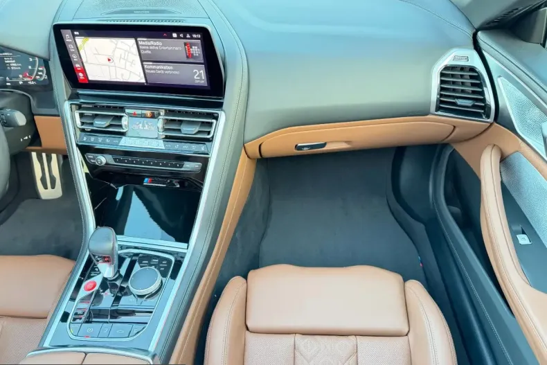 BMW M8 (Seria 8) din 2023 cu 47.401 km - oferta BMW210930 - foto 25