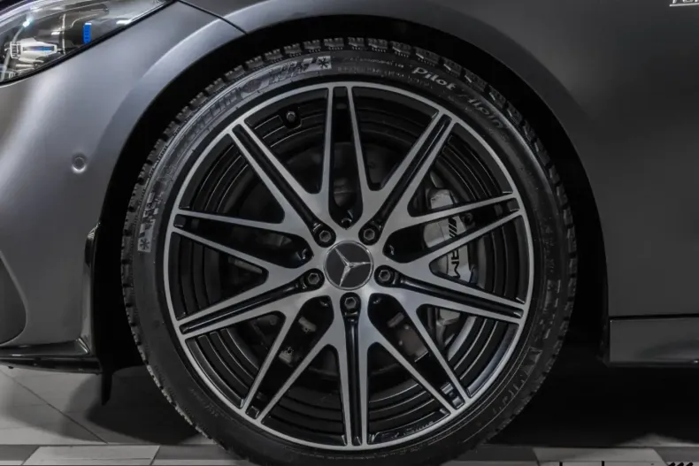 Mercedes-Benz C 43 AMG (Clasa C) din 2023 cu 21.277 km - oferta MER210932 - foto 6