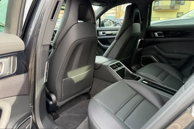 Porsche Panamera din 2022 cu 58.000 km - oferta POR210933 - foto 23