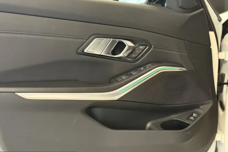 BMW M3 (Seria 3) din 2024 cu 27.100 km - oferta BMW210934 - foto 18
