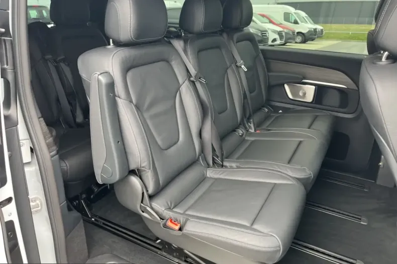 Mercedes-Benz V 300 (Clasa V) din 2025 cu 6.950 km - oferta MER210935 - foto 20