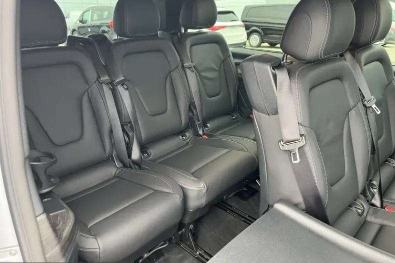 Mercedes-Benz V 300 (Clasa V) din 2025 cu 6.950 km - oferta MER210935 - foto 21