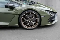 Lamborghini Revuelto din 2025 cu 2.500 km - oferta LAM210936 - foto 6