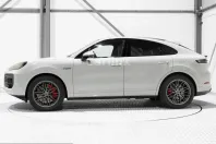Porsche Cayenne din 2025 cu 14.750 km - oferta POR210939 - foto 2