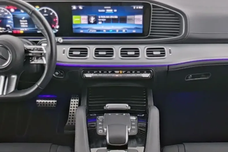 Mercedes-Benz GLE 450 (Clasa GLE) din 2025 cu 27.647 km - oferta MER210940 - foto 4
