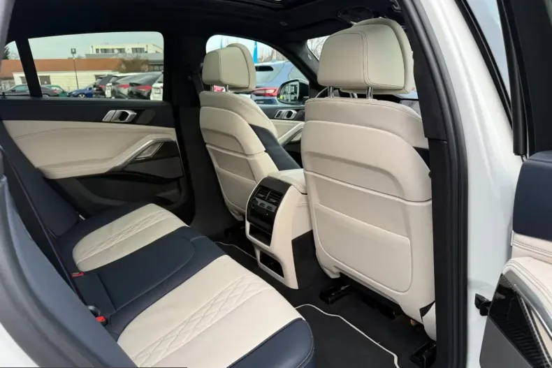 BMW X6 (Seria X) din 2022 cu 54.726 km - oferta BMW210942 - foto 12