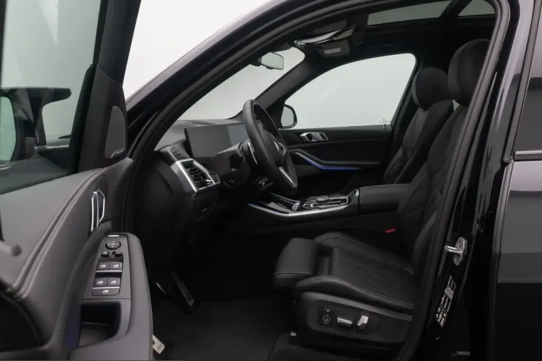 BMW X5 M60 (Seria X) din 2024 cu 17.669 km - oferta BMW210948 - foto 19