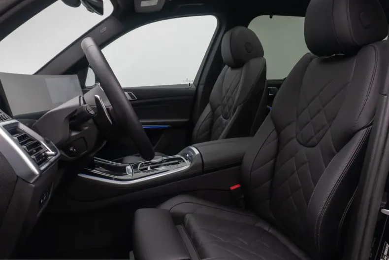 BMW X5 M60 (Seria X) din 2024 cu 17.669 km - oferta BMW210948 - foto 36
