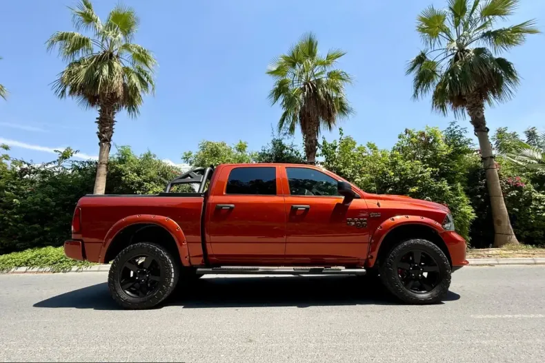 Dodge RAM din 2024 cu 26.900 km - oferta DOD210956 - foto 19