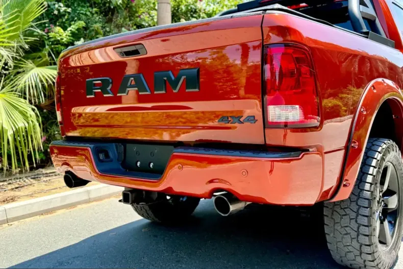 Dodge RAM din 2024 cu 26.900 km - oferta DOD210956 - foto 26