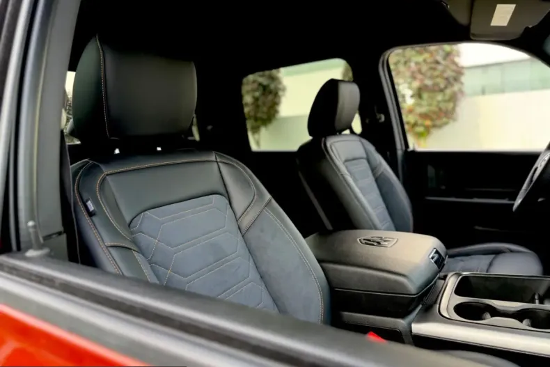 Dodge RAM din 2024 cu 26.900 km - oferta DOD210956 - foto 45