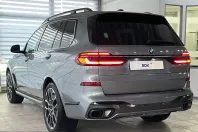 BMW X7 (Seria X) din 2023 cu 64.050 km - oferta BMW210957 - foto 3