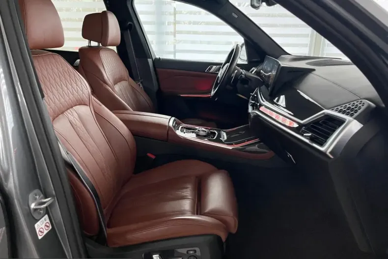 BMW X7 (Seria X) din 2023 cu 64.050 km - oferta BMW210957 - foto 10