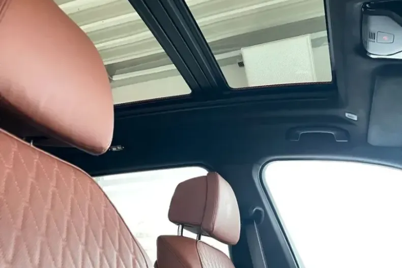 BMW X7 (Seria X) din 2023 cu 64.050 km - oferta BMW210957 - foto 11