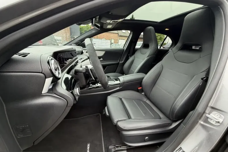 Mercedes-Benz A 45 AMG (Clasa A) din 2024 cu 5.260 km - oferta MER210958 - foto 8