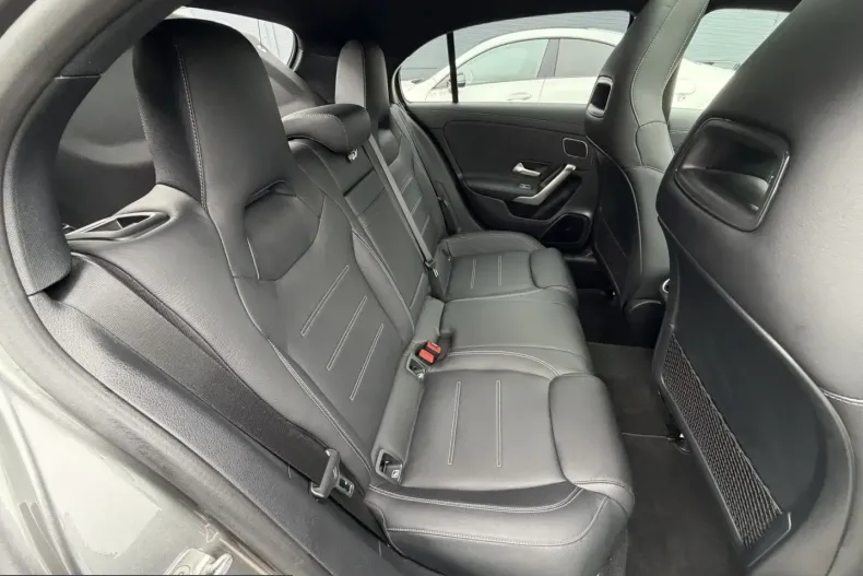 Mercedes-Benz A 45 AMG (Clasa A) din 2024 cu 5.260 km - oferta MER210958 - foto 10