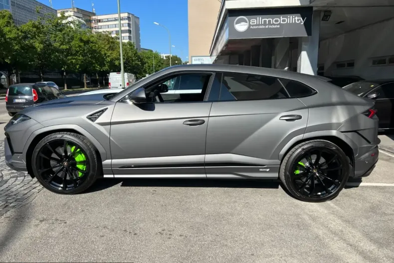 Lamborghini Urus din 2024 cu 39.000 km - oferta LAM210961 - foto 2