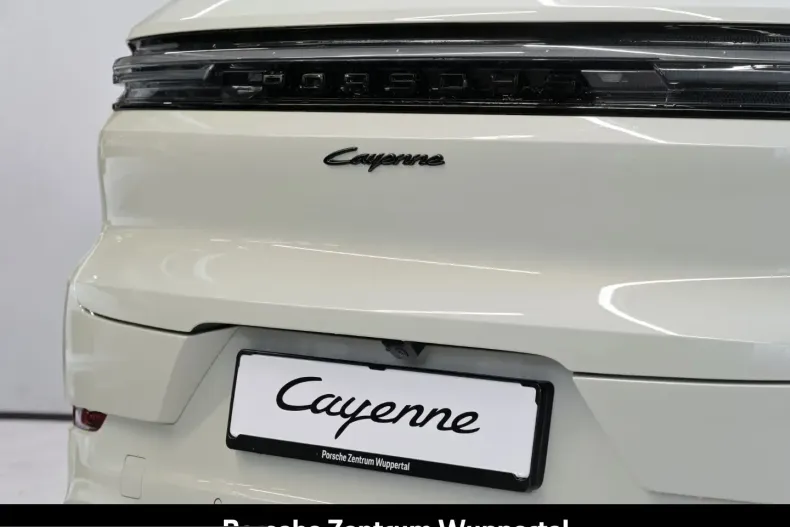 Porsche Cayenne din 2024 cu 19.421 km - oferta POR210964 - foto 9