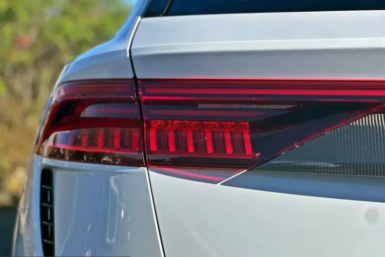 Audi RSQ8 din 2023 cu 93.490 km - oferta AUD210968 - foto 7