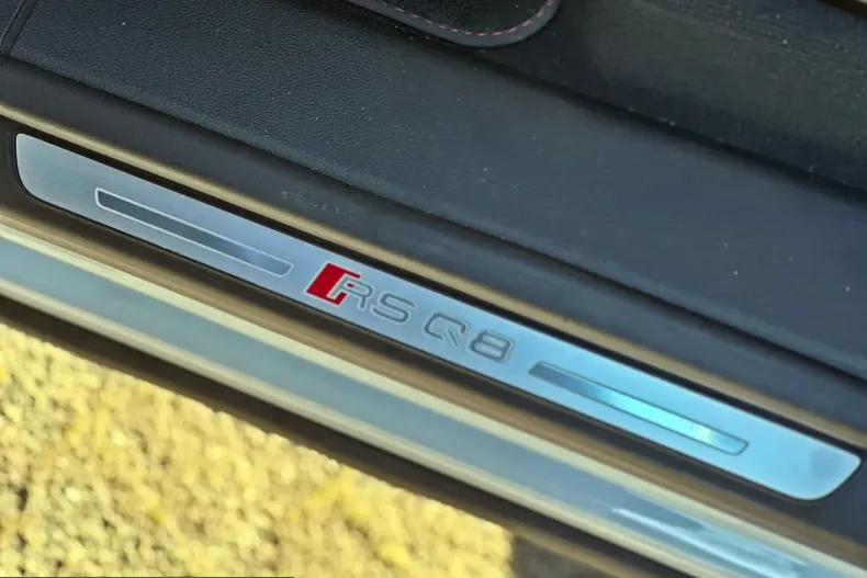Audi RSQ8 din 2023 cu 93.490 km - oferta AUD210968 - foto 13