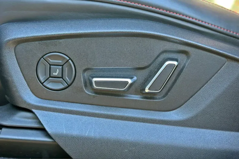 Audi RSQ8 din 2023 cu 93.490 km - oferta AUD210968 - foto 17