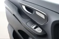 Mercedes-Benz V 300 (Clasa V) din 2024 cu 18.400 km - oferta MER210975 - foto 13