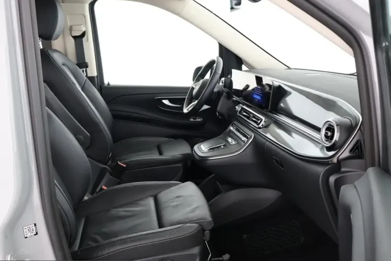 Mercedes-Benz V 300 (Clasa V) din 2024 cu 18.400 km - oferta MER210975 - foto 15