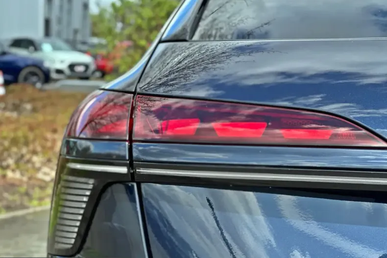 Audi A6 din 2025 cu 12.690 km - oferta AUD210977 - foto 7