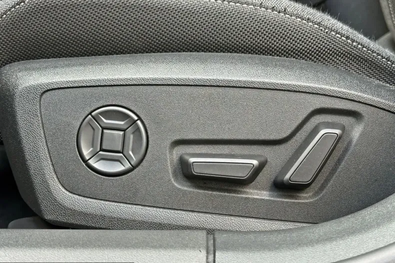 Audi A6 din 2025 cu 12.690 km - oferta AUD210977 - foto 16