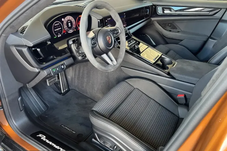Porsche Panamera din 2024 cu 3.400 km - oferta POR210981 - foto 4