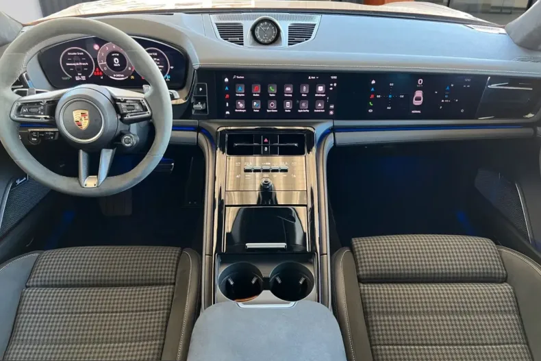 Porsche Panamera din 2024 cu 3.400 km - oferta POR210981 - foto 7