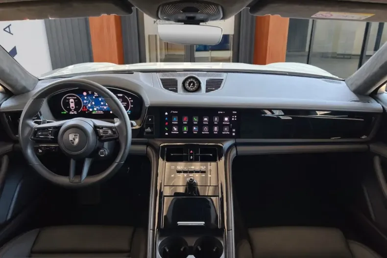 Porsche Panamera din 2024 cu 51.800 km - oferta POR210982 - foto 16