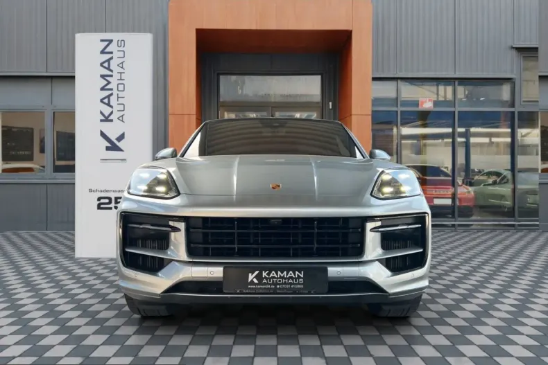 Porsche Cayenne din 2023 cu 28.500 km - oferta POR210984 - foto 2