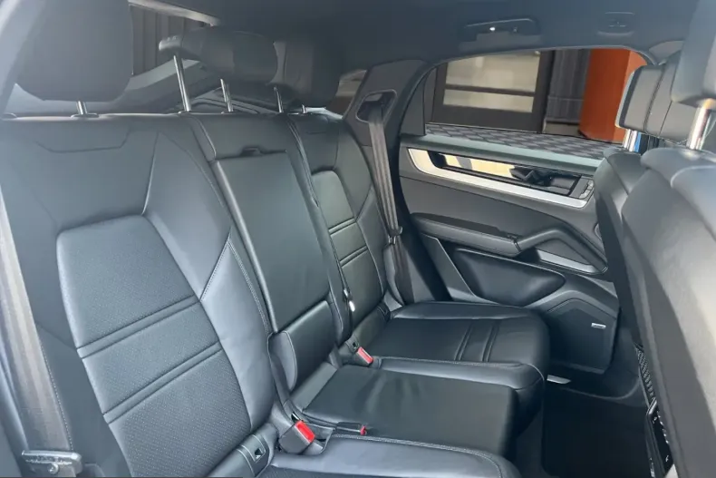 Porsche Cayenne din 2023 cu 28.500 km - oferta POR210984 - foto 20
