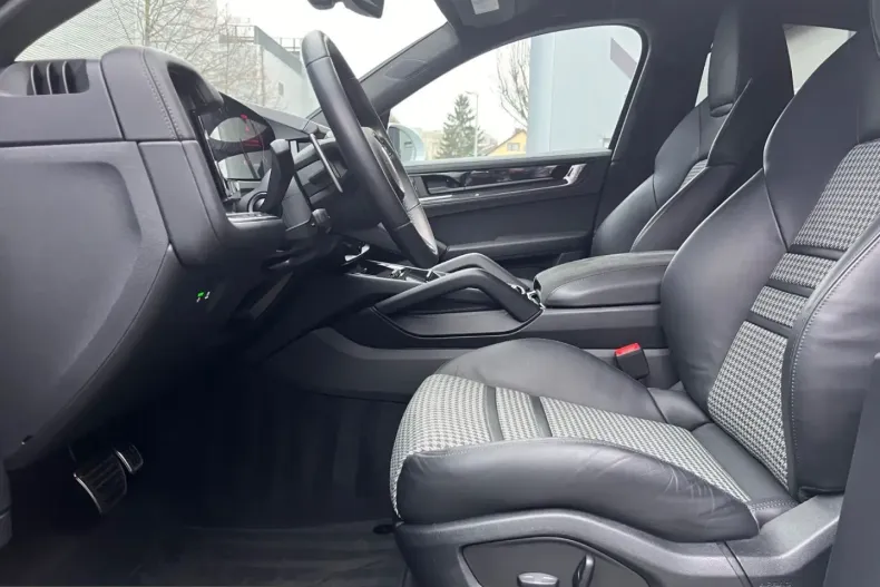 Porsche Cayenne din 2024 cu 31.500 km - oferta POR210985 - foto 11