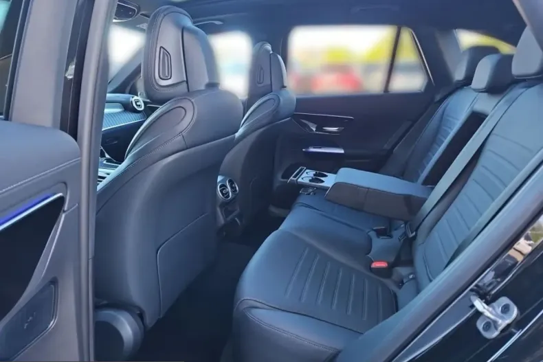 Mercedes-Benz GLC 300 (Clasa GLC) din 2025 cu 13.399 km - oferta MER210986 - foto 11