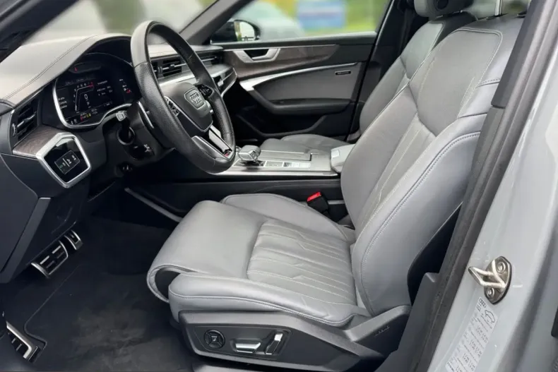 Audi RS6 din 2022 cu 43.354 km - oferta AUD210991 - foto 6