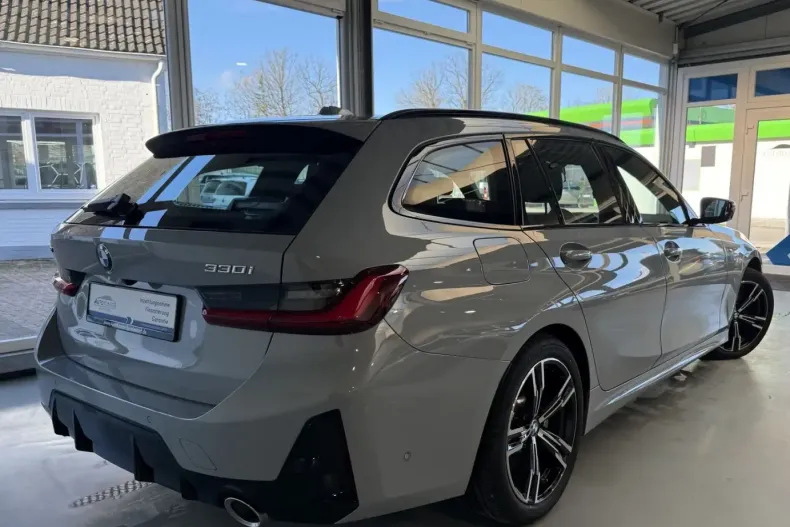 BMW 330 (Seria 3) din 2025 cu 9.848 km - oferta BMW210993 - foto 6