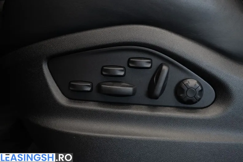 Porsche Cayenne din 2023 cu 41.916 km - oferta POR210994 - foto 39