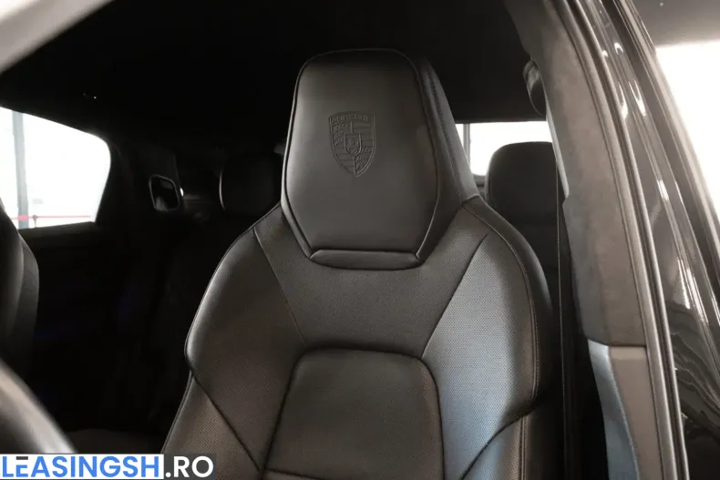 Porsche Cayenne din 2023 cu 41.916 km - oferta POR210995 - foto 45